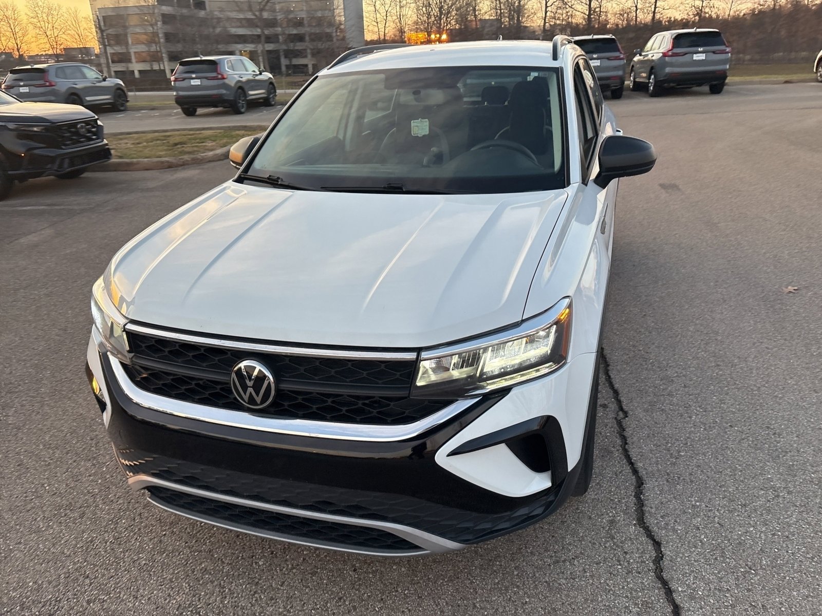 Used 2022 Volkswagen Taos S image 14