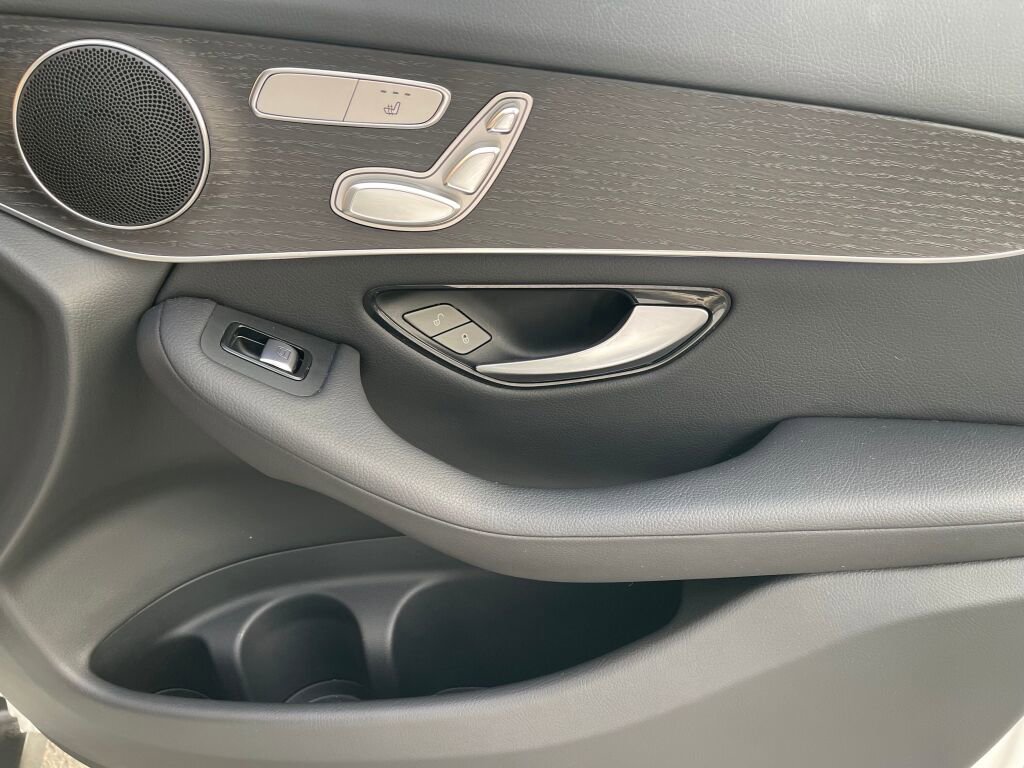 Certified 2022 Mercedes-Benz GLC 300 4MATIC image 19