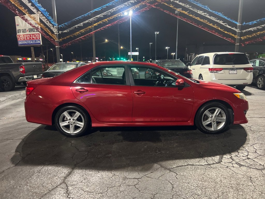 Used 2012 Toyota Camry SE image 8