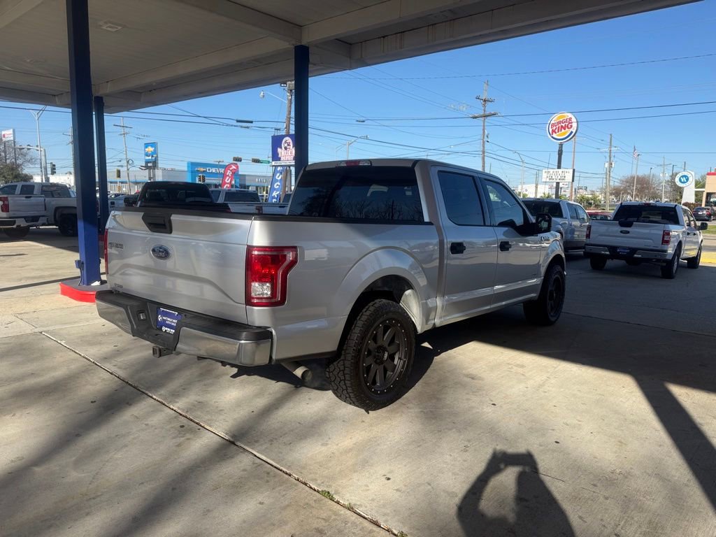 Used 2017 Ford F150 XLT image 3