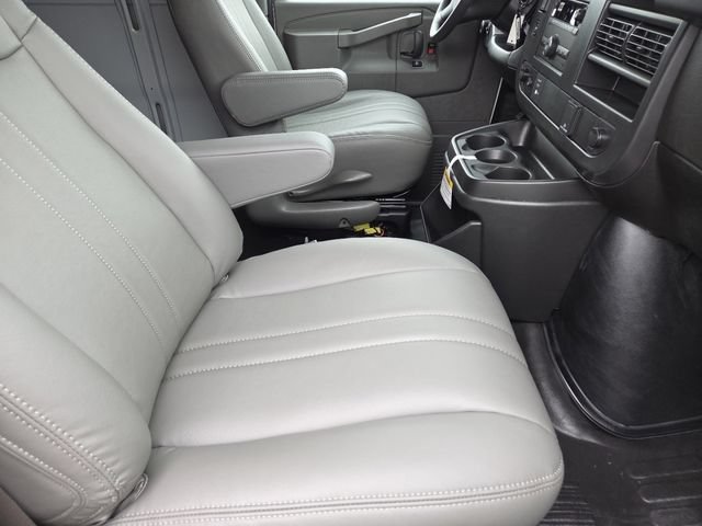 New 2026 Chevrolet Express 2500 w/ Driver Convenience Package RWD image 23