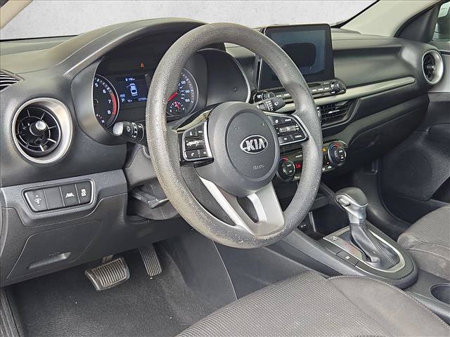 Used 2019 Kia Forte LXS FWD image 9