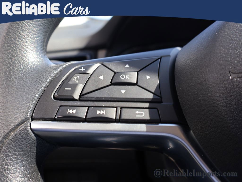 Used 2019 Nissan Rogue Sport S image 26