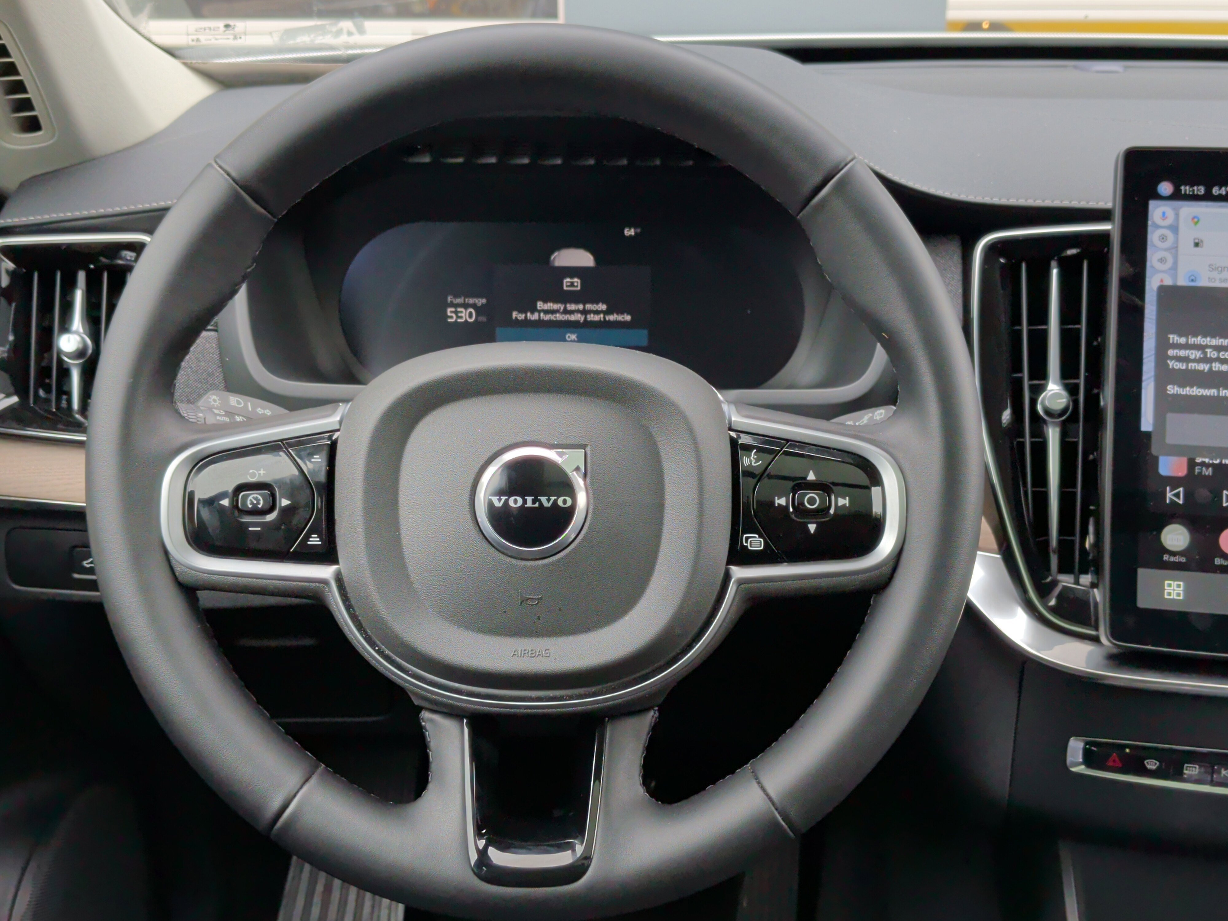 Used 2025 Volvo XC90 B6 Plus image 21