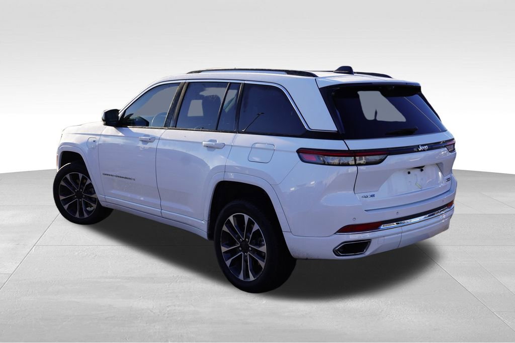 Used 2023 Jeep Grand Cherokee Overland w/ Luxury Tech Group IV image 8