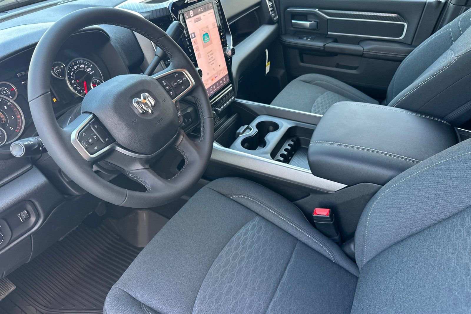 New 2026 RAM 3500 Big Horn AWD/4WD image 11
