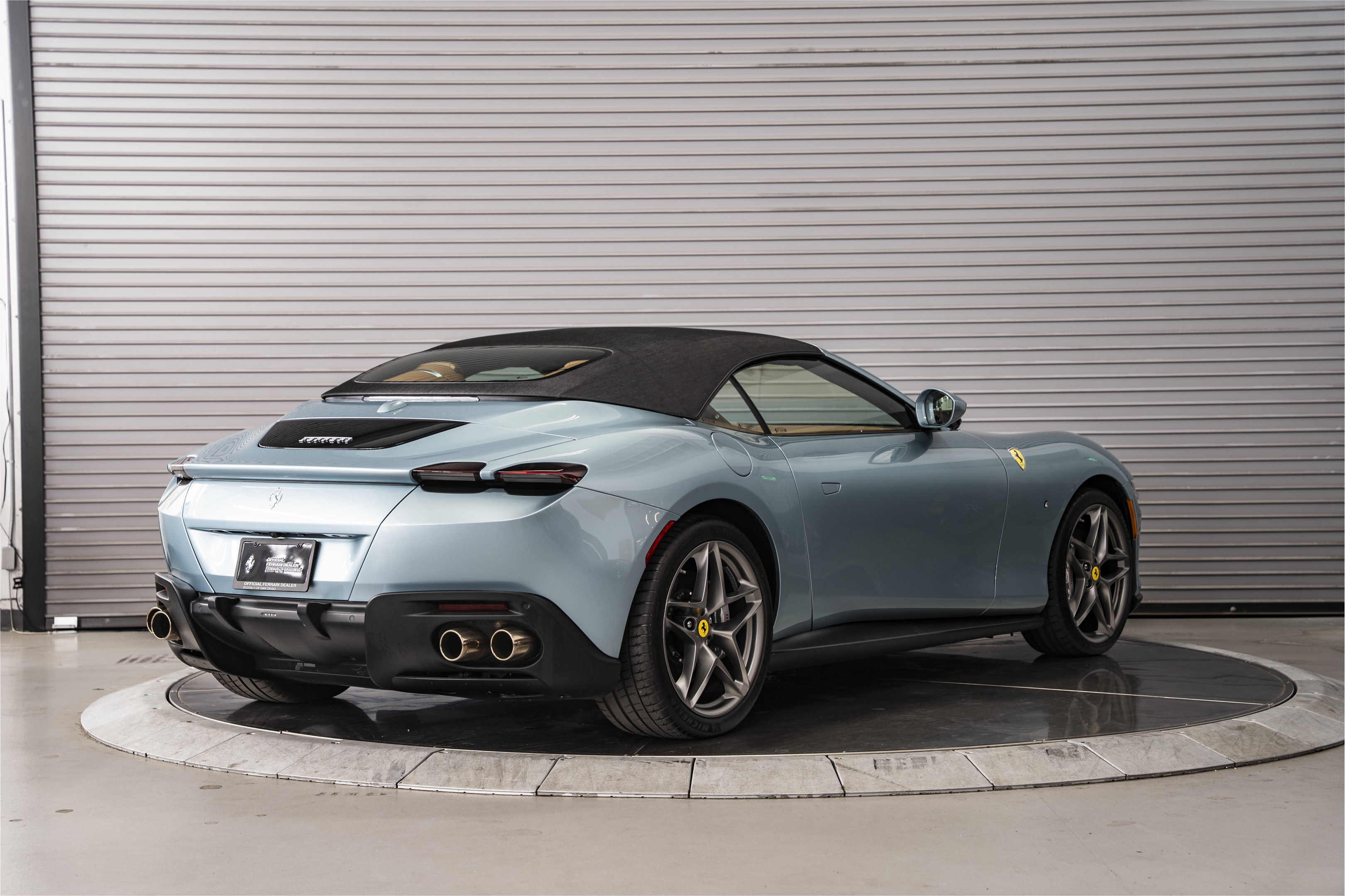 Used 2025 Ferrari Roma Spider RWD image 11