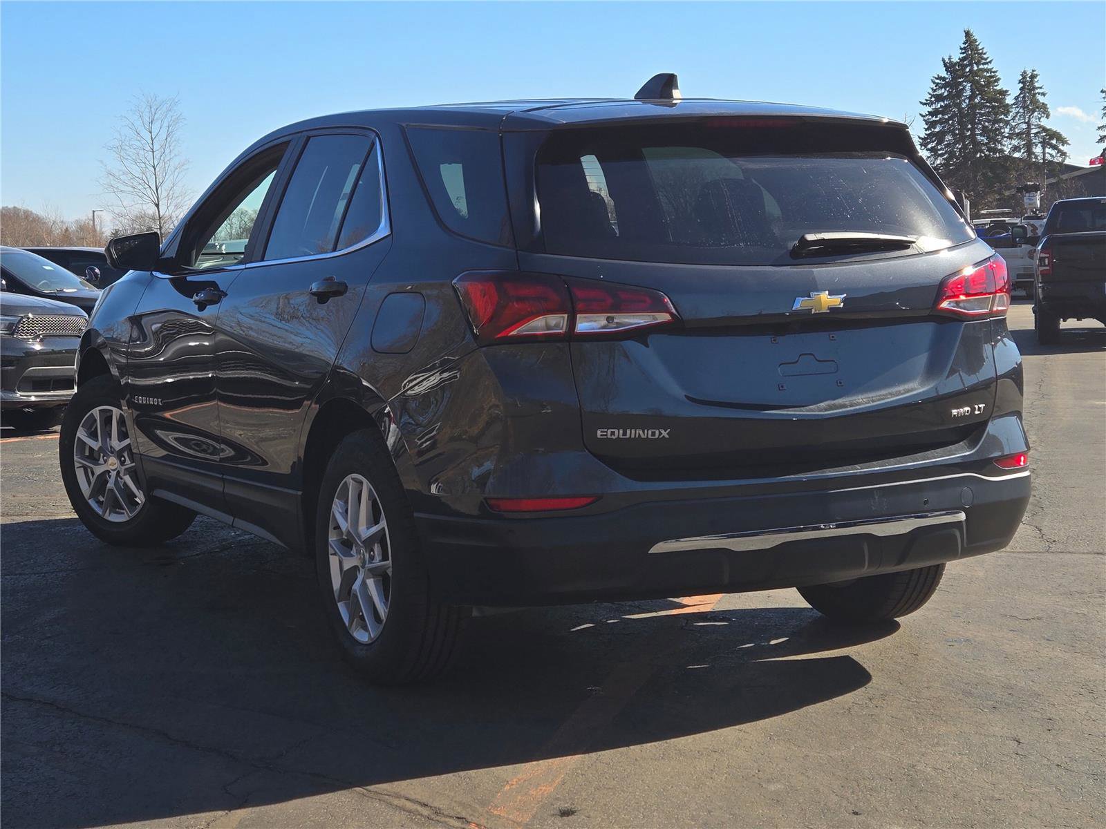 Used 2022 Chevrolet Equinox LT image 12