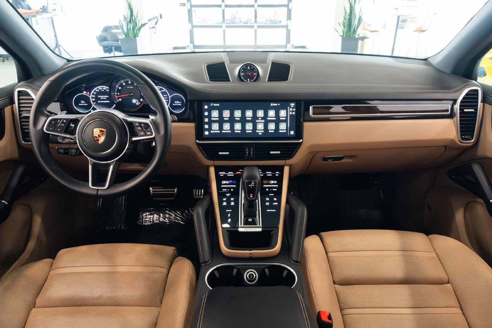 Used 2023 Porsche Cayenne S AWD/4WD image 9
