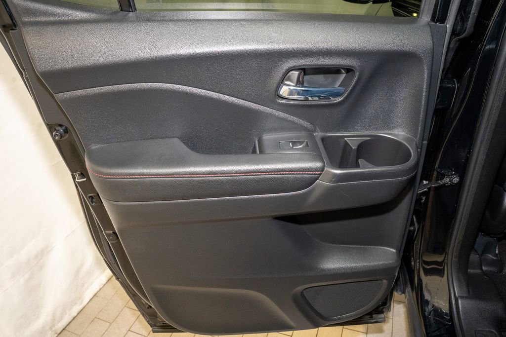 Used 2021 Honda Ridgeline Black Edition image 9
