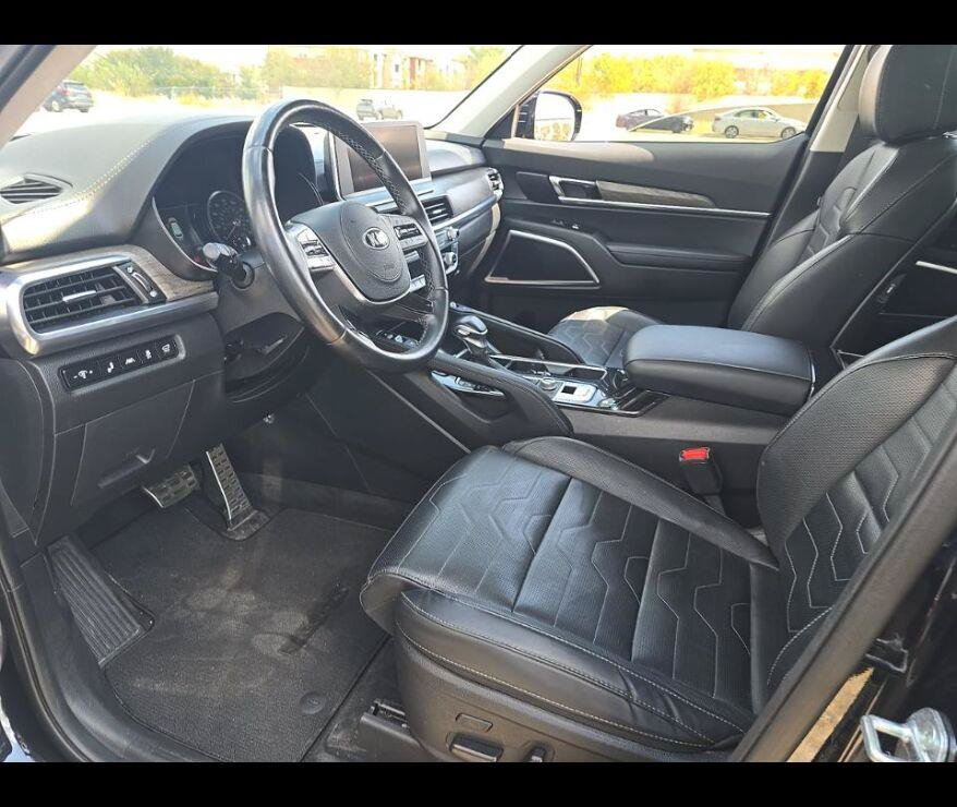 Used 2021 Kia Telluride SX w/ SX Prestige Package AWD/4WD image 3