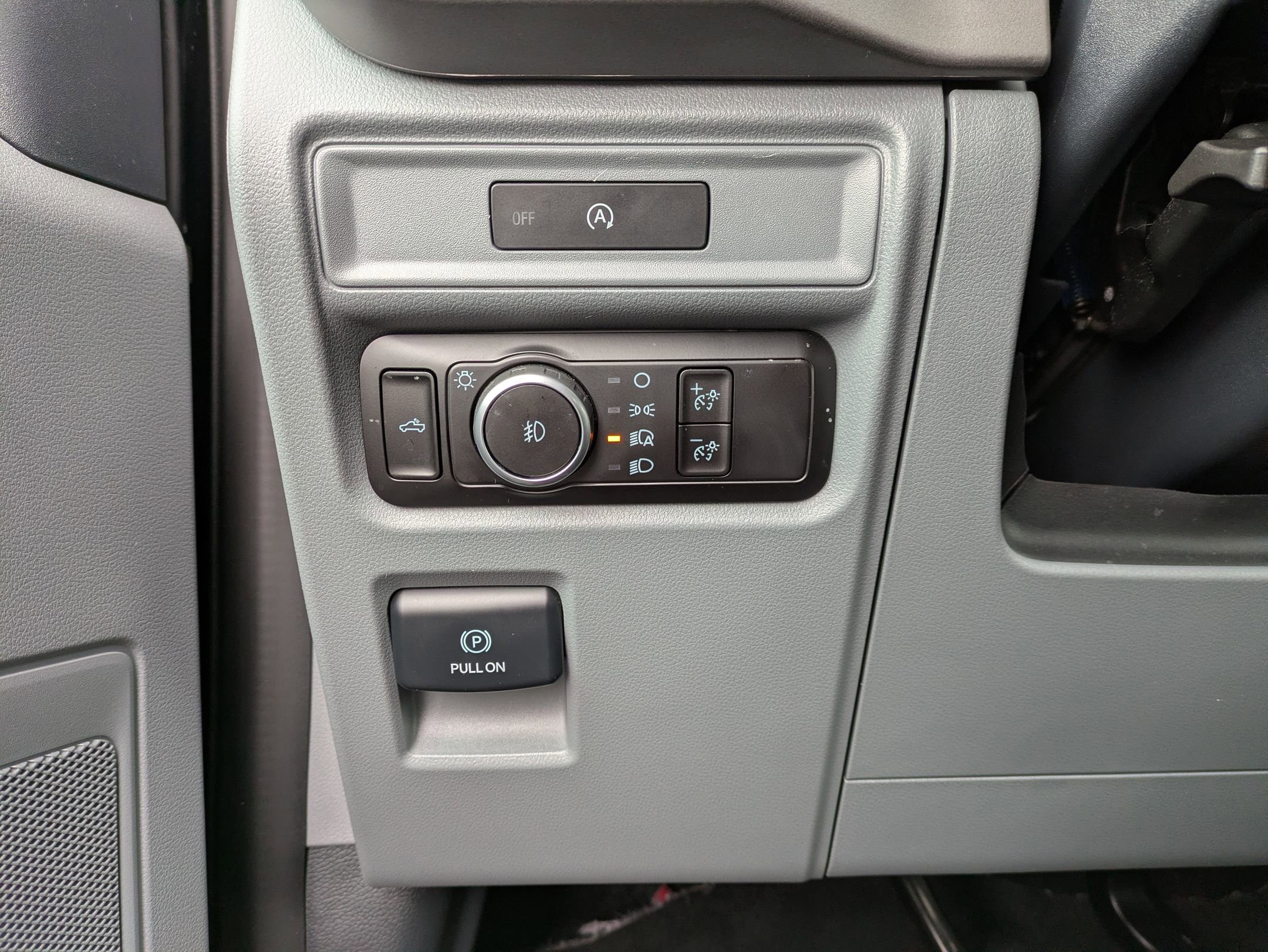 Used 2025 Ford F150 XLT w/ Equipment Group 301A Standard image 14