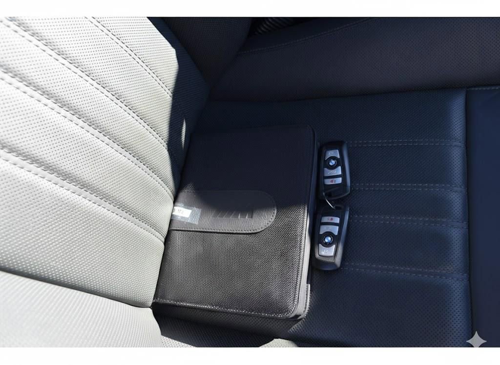 Used 2013 BMW M5 image 37