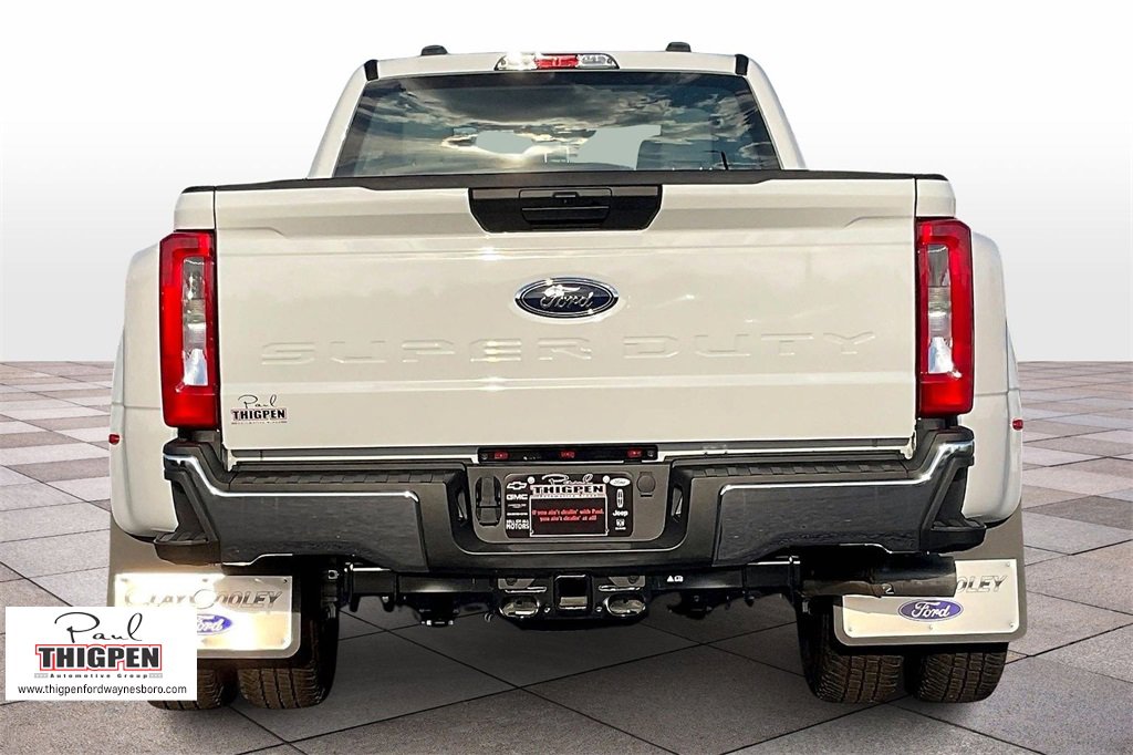 New 2025 Ford F350 XL image 4