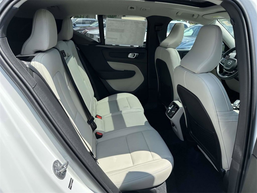New 2026 Volvo XC40 B4 Plus w/ Protection Package Premier image 12