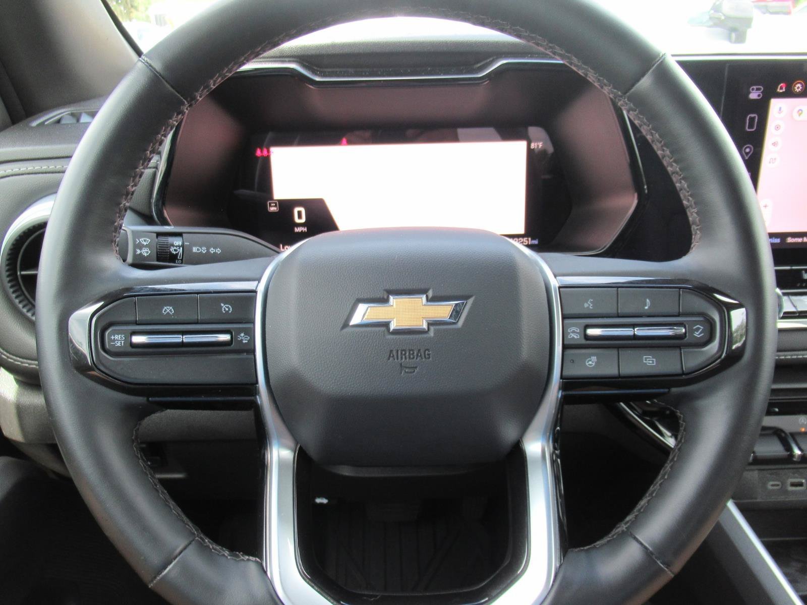 Used 2024 Chevrolet Colorado LT w/ LT Convenience Package III AWD/4WD image 24