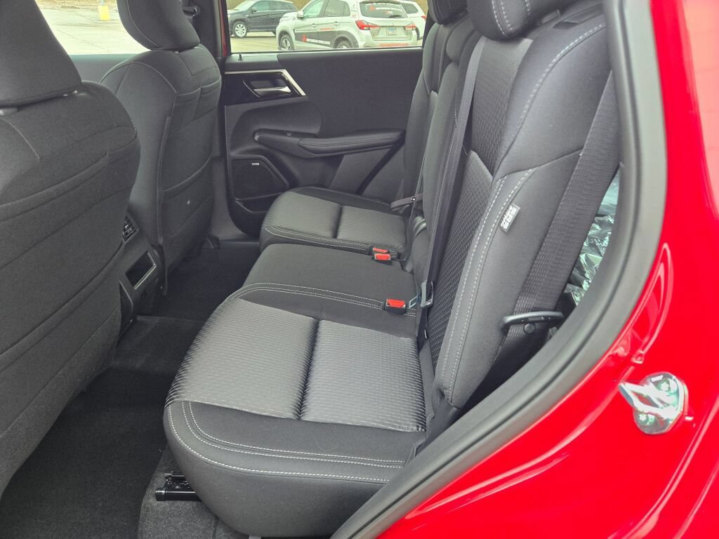 New 2026 Mitsubishi Outlander ES AWD/4WD image 11