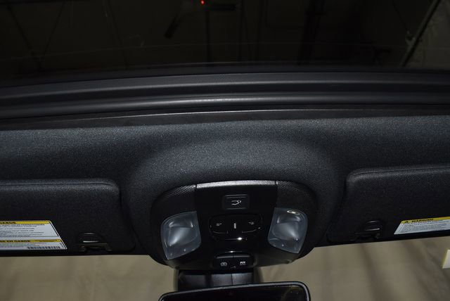 New 2026 Jeep Compass Limited w/ Sun, Sound & Navigation Group image 19