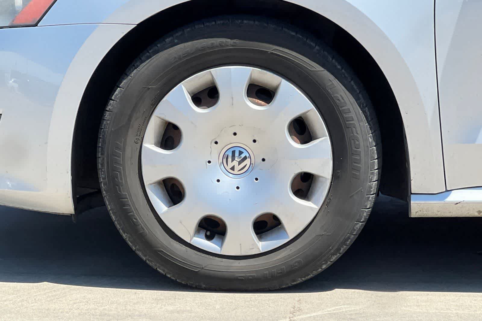 Used 2012 Volkswagen Passat 2.5 S FWD image 12