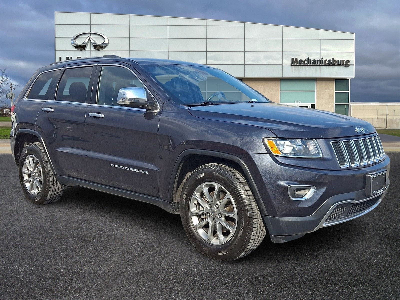 Used 2015 Jeep Grand Cherokee Limited AWD/4WD image 1