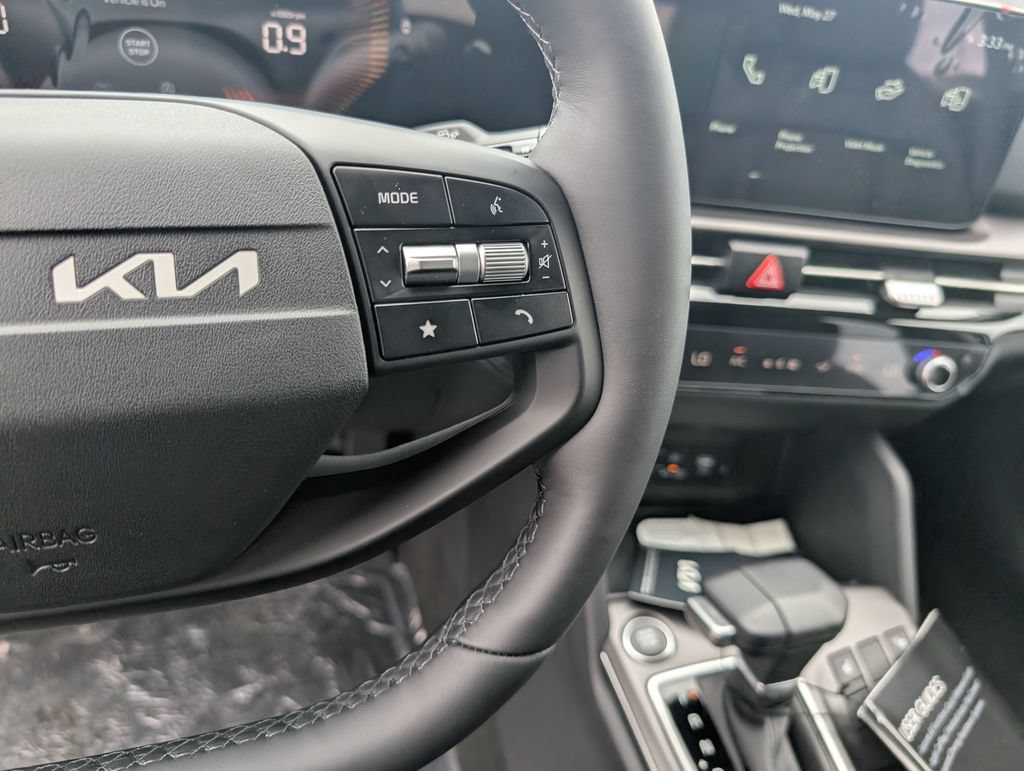 New 2026 Kia Sportage EX FWD image 16