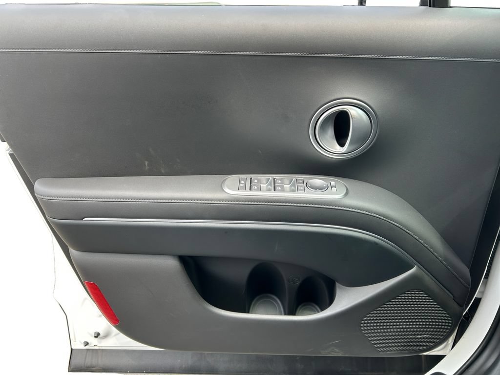 Used 2026 Hyundai Palisade SE FWD image 17