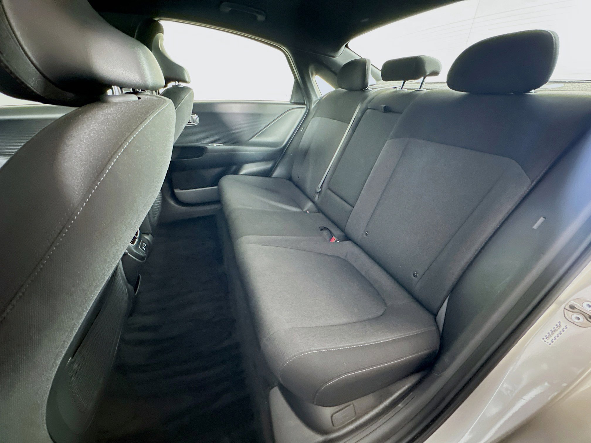 Used 2024 Hyundai Ioniq 6 SEL RWD image 27