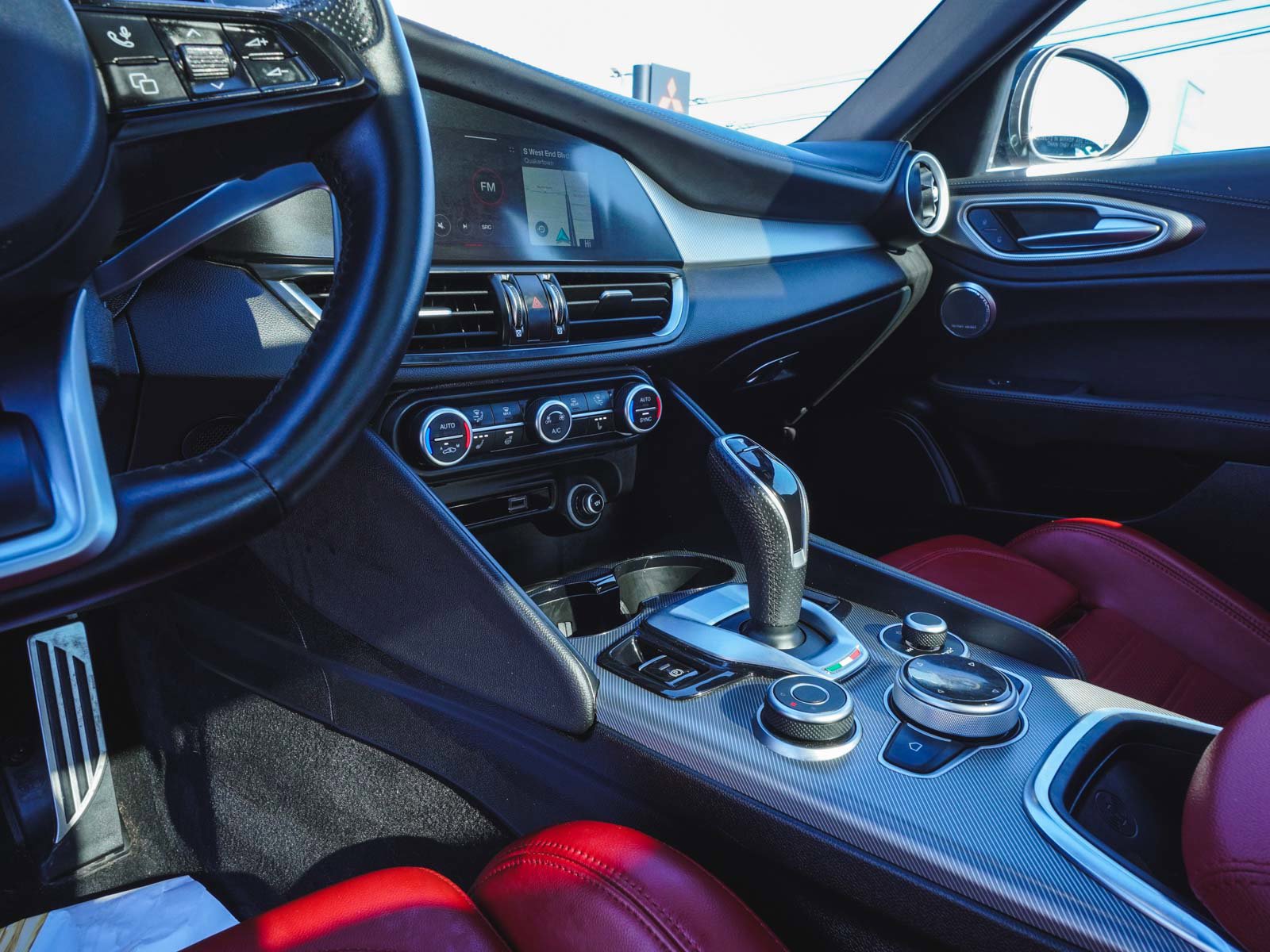 Used 2024 Alfa Romeo Giulia Veloce image 18