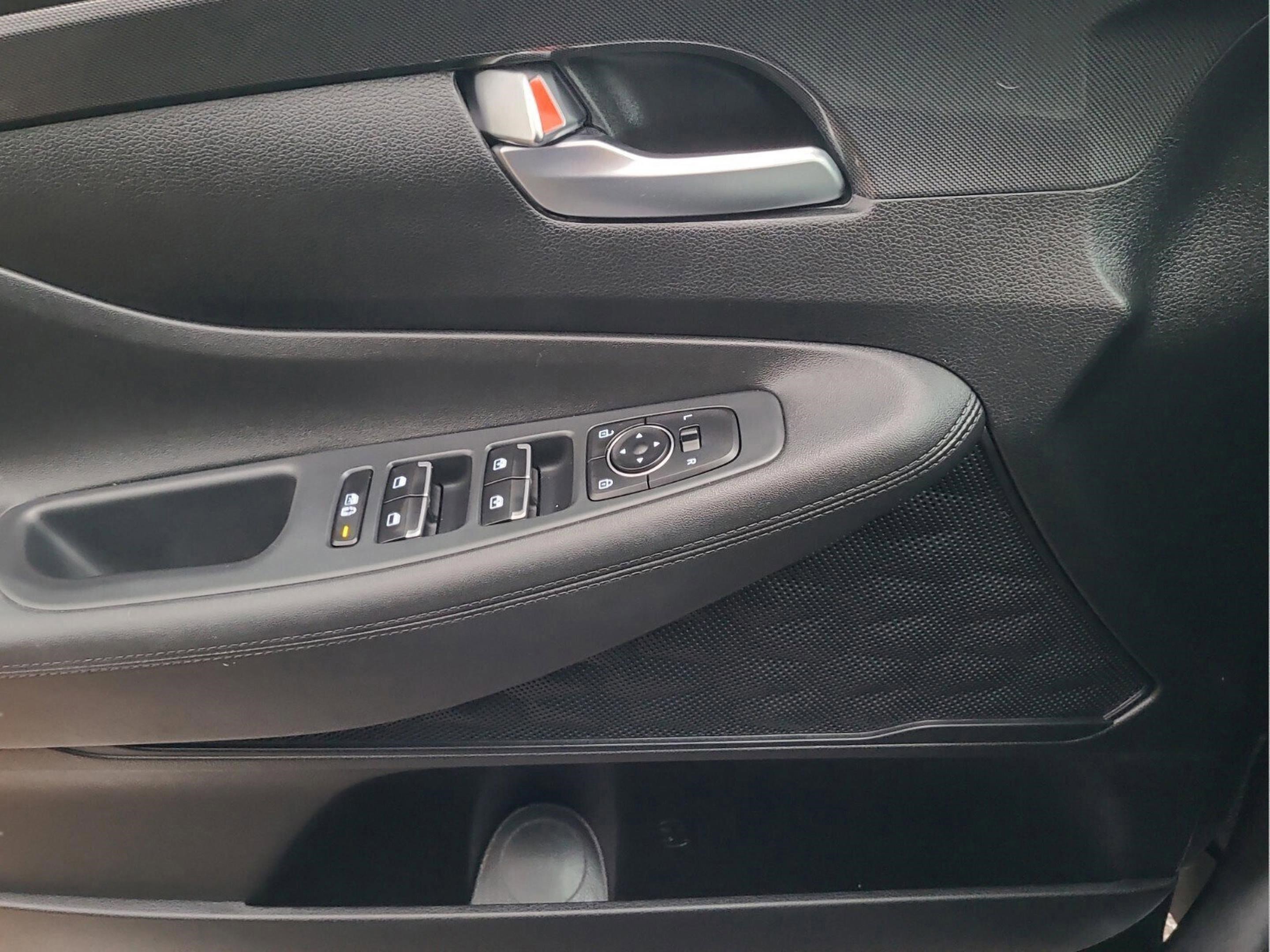 Used 2022 Hyundai Santa Fe SEL w/ Cargo Package image 25