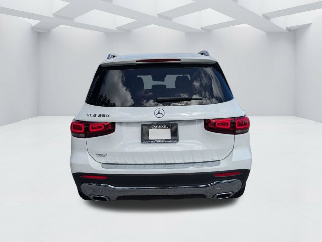Used 2022 Mercedes-Benz GLB 250 image 6