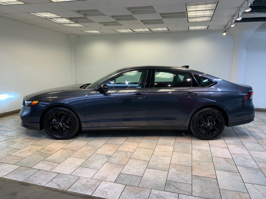 Used 2025 Honda Accord SE image 6