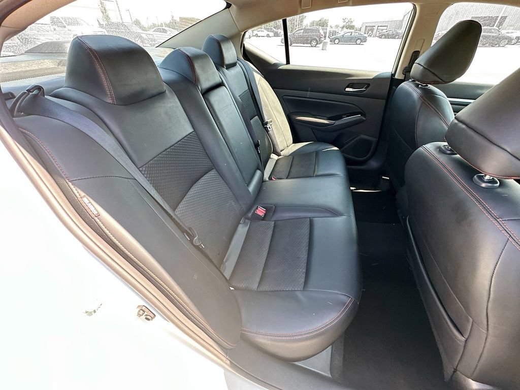 Used 2023 Nissan Altima 2.5 SR FWD image 31