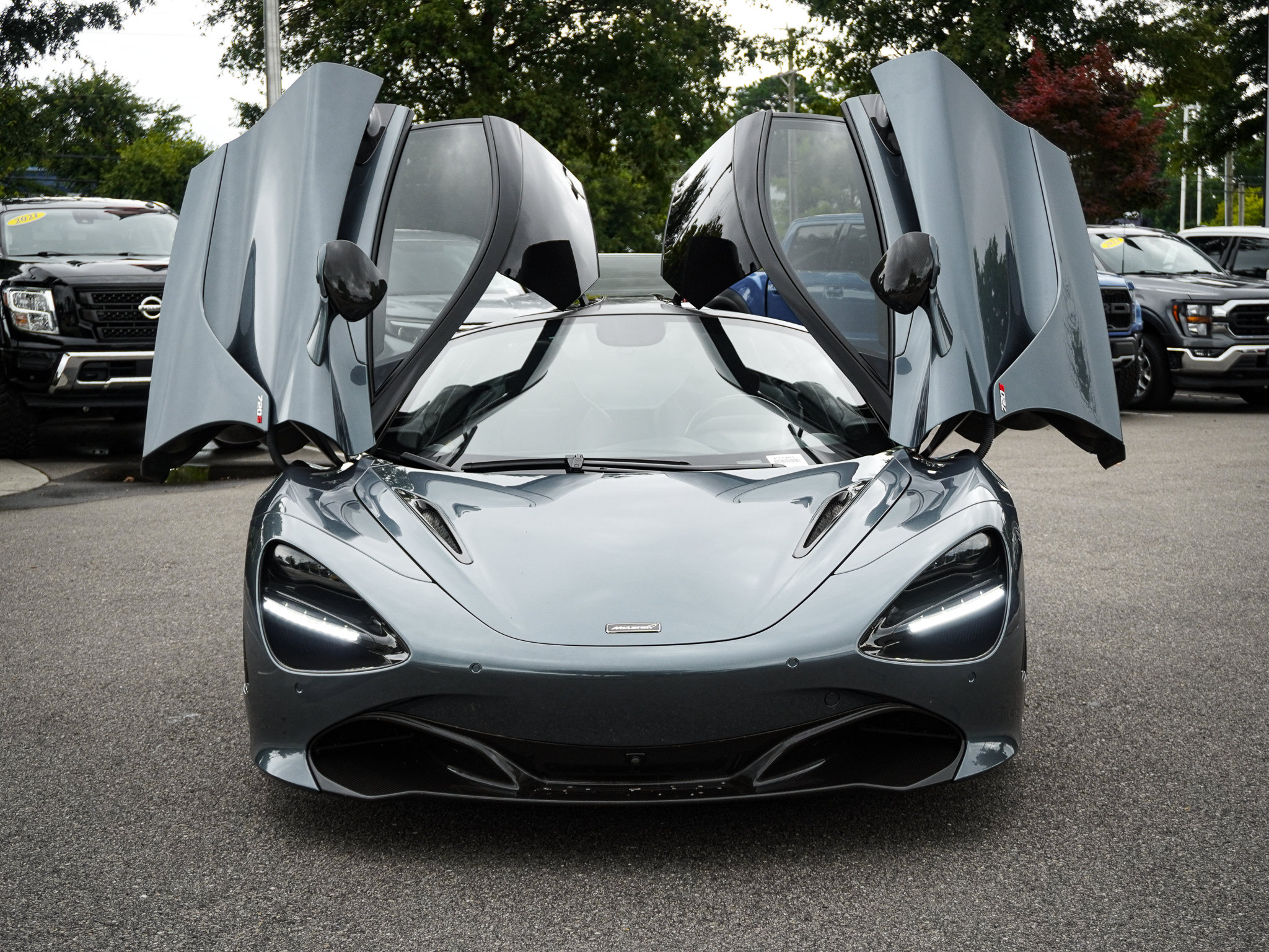 Used 2018 McLaren 720S Luxury RWD image 5