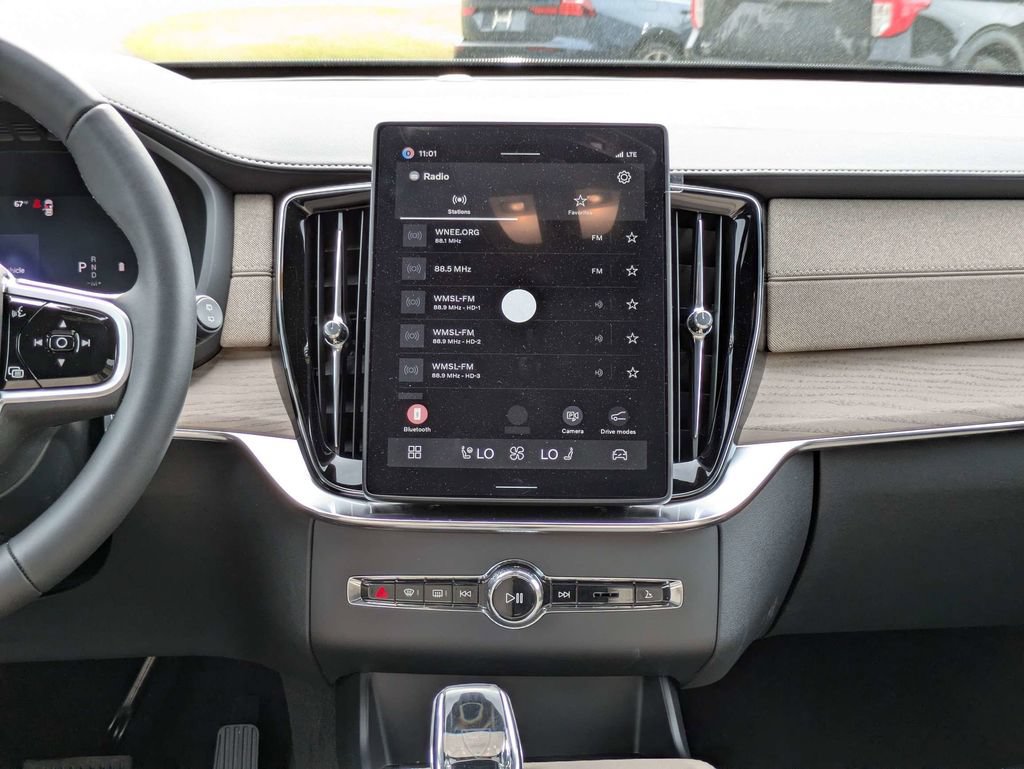 New 2026 Volvo XC90 B5 Core AWD/4WD image 19
