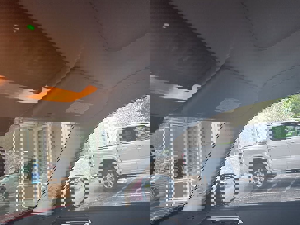 Used 2024 Mitsubishi Outlander SE image 5