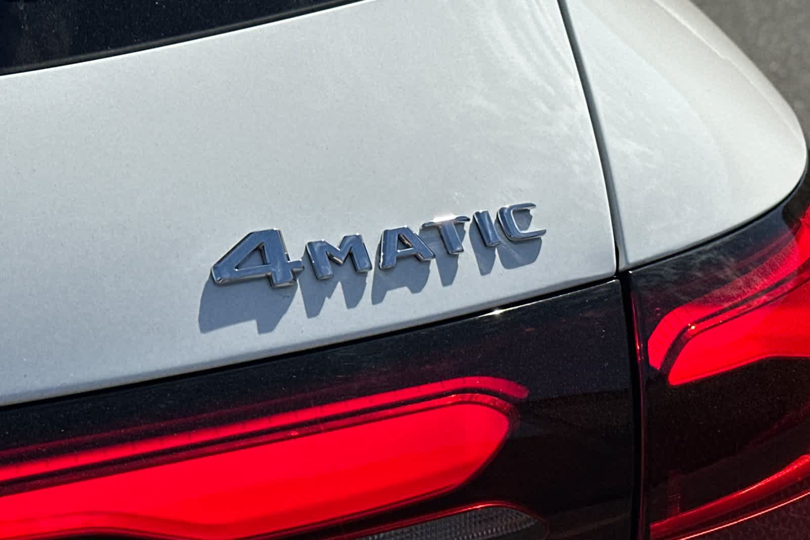 Certified 2026 Mercedes-Benz GLC 300 4MATIC image 27