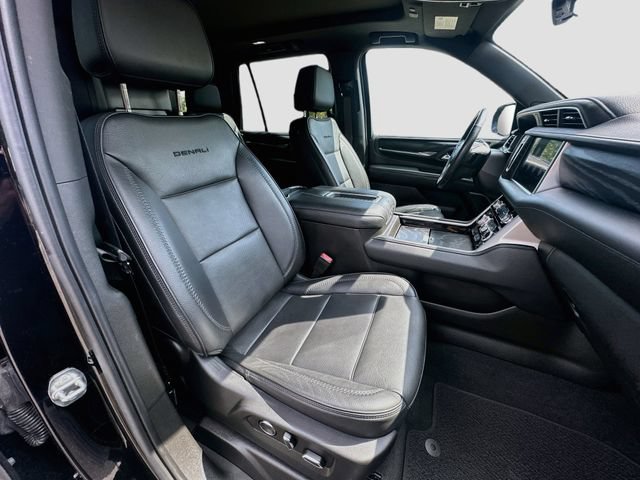 Used 2021 GMC Yukon Denali w/ Denali Premium Package AWD/4WD image 33