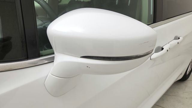 Used 2022 Chrysler Pacifica Touring-L image 14