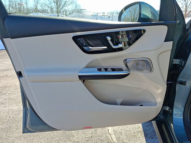 Used 2026 Mercedes-Benz GLC 300 4MATIC image 11