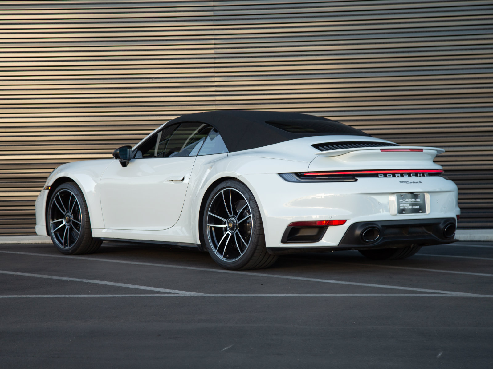 Certified 2022 Porsche 911 Turbo S AWD/4WD image 3