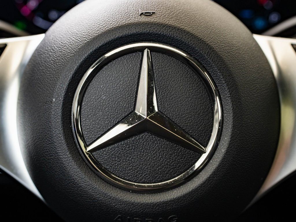 Certified 2025 Mercedes-Benz C 300 4MATIC Sedan image 27