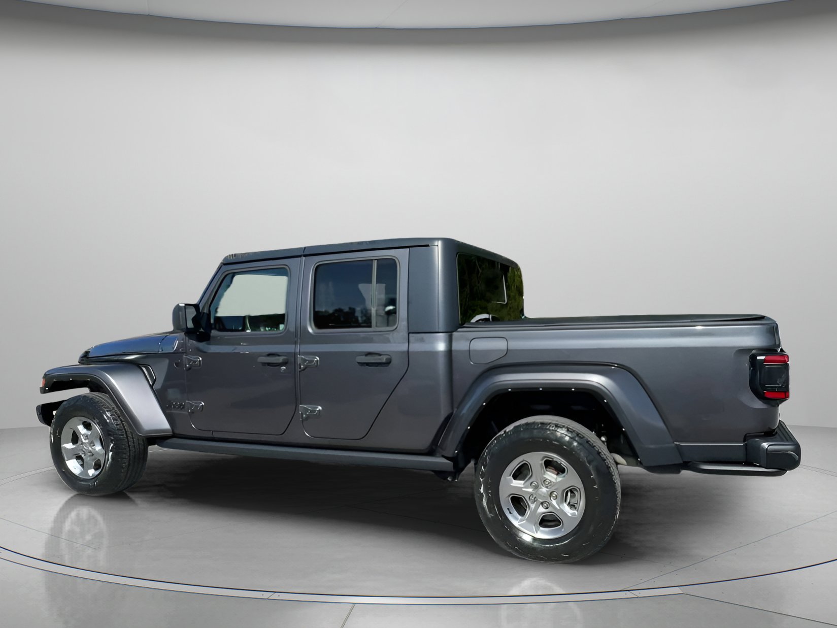 Used 2021 Jeep Gladiator Sport image 17