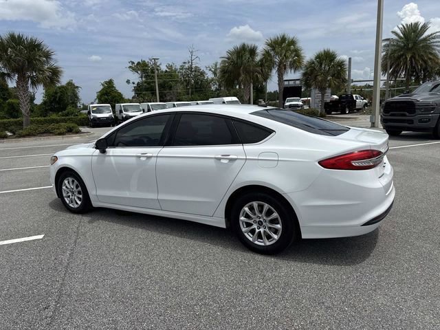 Used 2018 Ford Fusion S FWD image 5