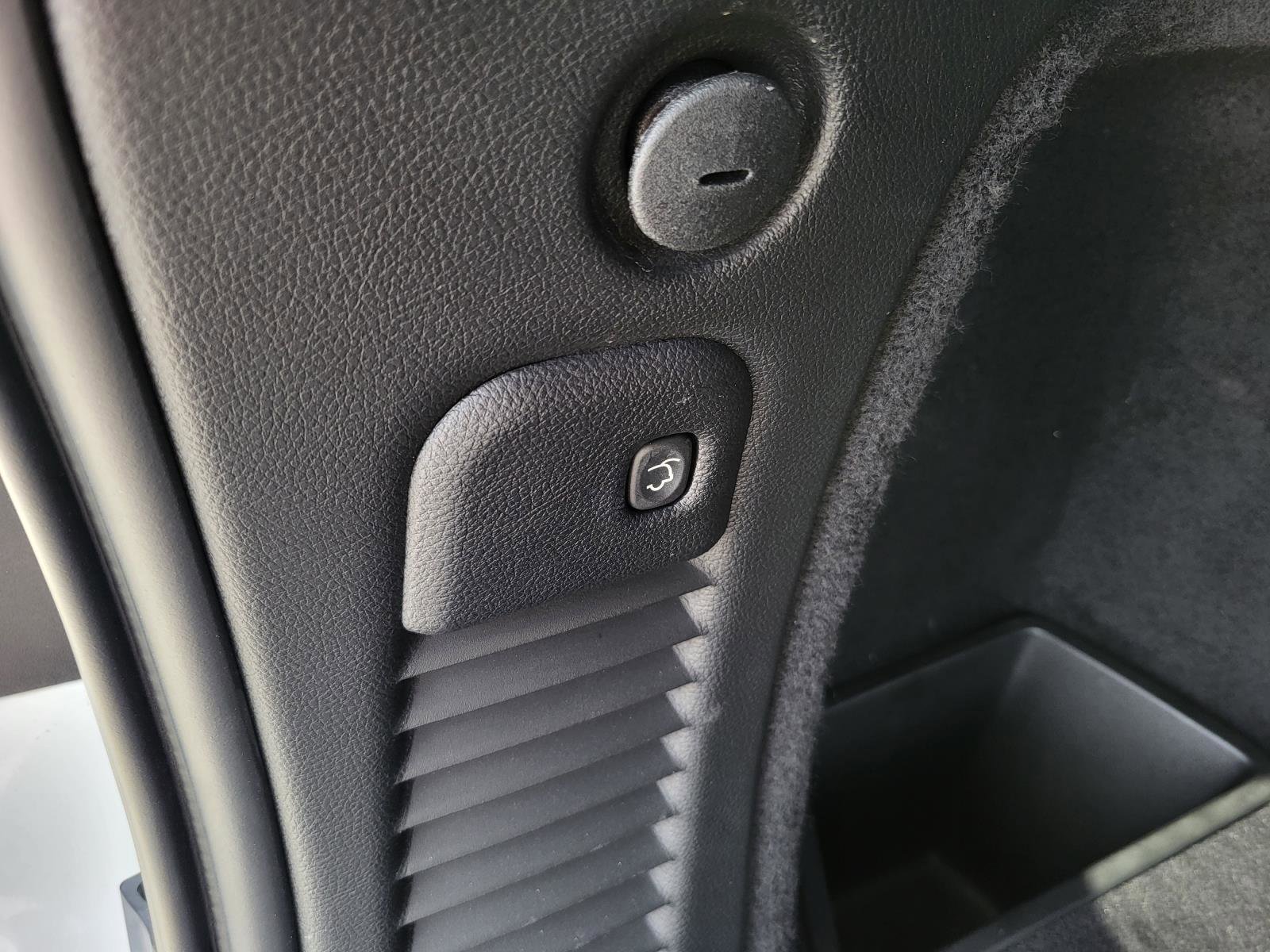 Used 2022 Dodge Durango GT image 9