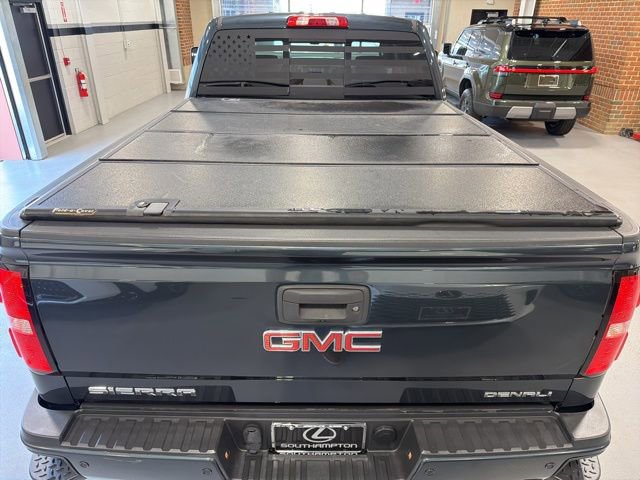 Used 2018 GMC Sierra 2500 Denali w/ Duramax Plus Package AWD/4WD image 34