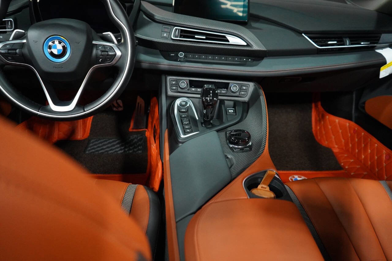 Used 2019 BMW i8 Roadster image 83