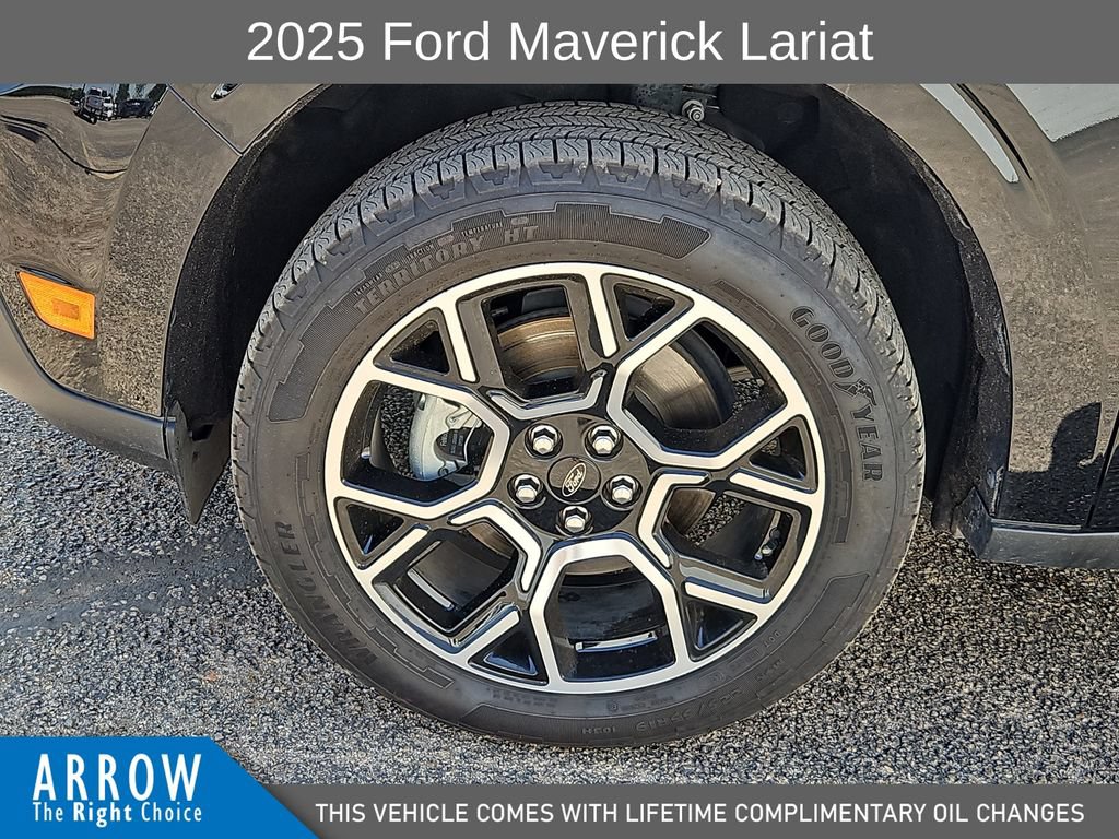 Used 2025 Ford Maverick Lariat w/ 4K Tow Package AWD/4WD image 17