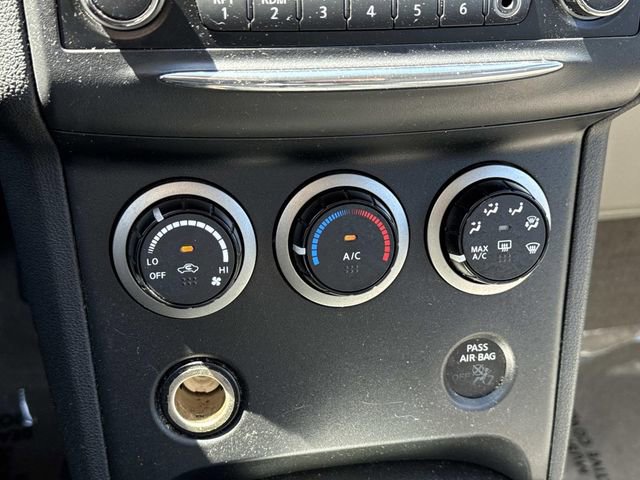 Used 2014 Nissan Rogue S w/ Convenience Package image 21