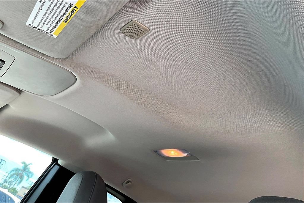 Used 2018 Chevrolet Colorado W/T RWD image 12