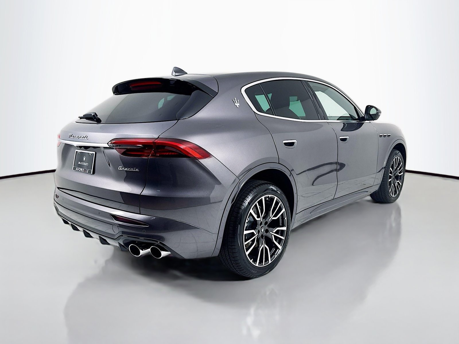 Used 2025 Maserati Grecale GT AWD/4WD image 8